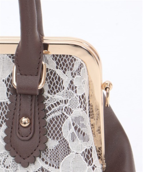 axes femme（アクシーズファム）の「レース重ねがま口ボストン