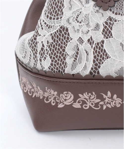 axes femme（アクシーズファム）の「レース重ねがま口ボストン