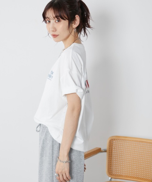Auntie Rosa Holiday(アンティローザホリデー)の「URBANロゴルーズTEE(Tシャツ/カットソー・レディース・ネイビー/アイボリー・FREE)」の5枚目の写真