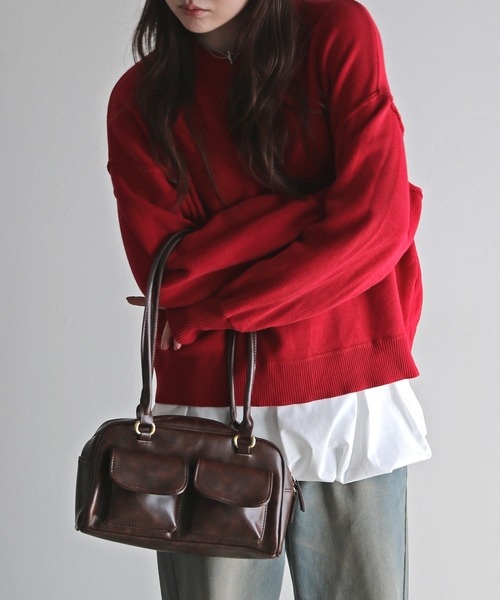 COURO(コウロ)の「ダブルフラップポケットスクエアハンドバッグ(ハンドバッグ・レディース・ブラック/ブラウン/レッド・FREE)」の2枚目の写真