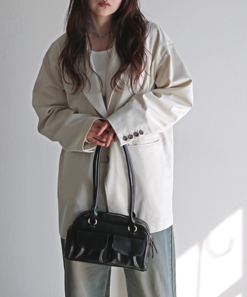 COURO(コウロ)の「ダブルフラップポケットスクエアハンドバッグ(ハンドバッグ・レディース・ブラック/ブラウン/レッド・FREE)」の18枚目の写真