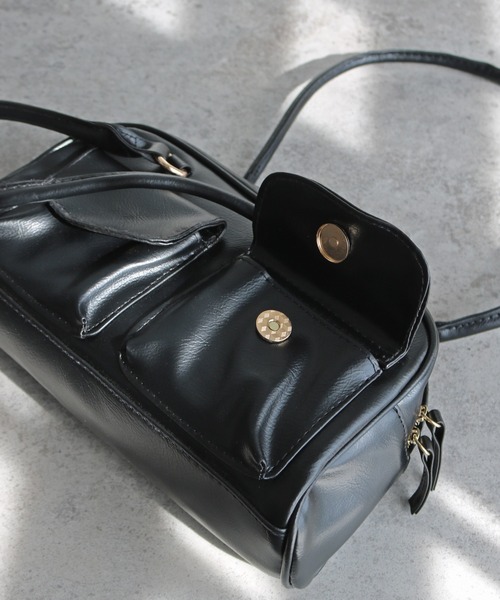 COURO(コウロ)の「ダブルフラップポケットスクエアハンドバッグ(ハンドバッグ・レディース・ブラック/ブラウン/レッド・FREE)」の12枚目の写真