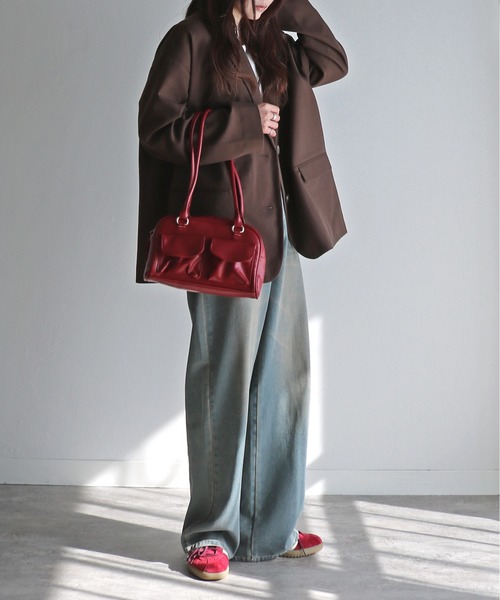 COURO(コウロ)の「ダブルフラップポケットスクエアハンドバッグ(ハンドバッグ・レディース・ブラック/ブラウン/レッド・FREE)」の4枚目の写真