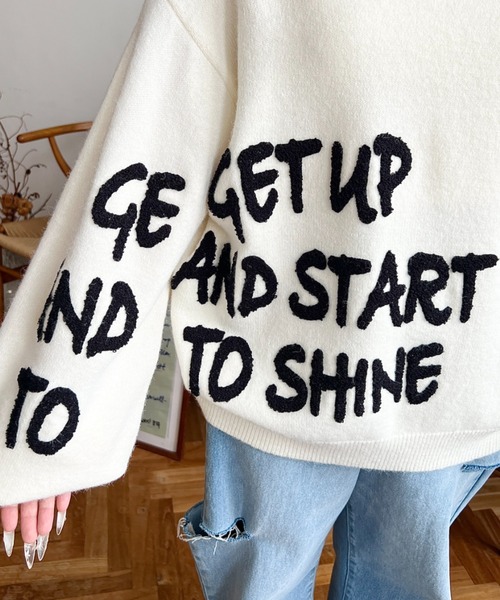moment+(モーメントプラス)の「サガラ刺繍ロゴニットプルオーバー(ニット/セーター・レディース・ネイビー/チャコールグレー/レッド/アイボリー・M/L)」の11枚目の写真