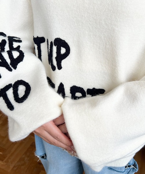 moment+(モーメントプラス)の「サガラ刺繍ロゴニットプルオーバー(ニット/セーター・レディース・ネイビー/チャコールグレー/レッド/アイボリー・M/L)」の13枚目の写真