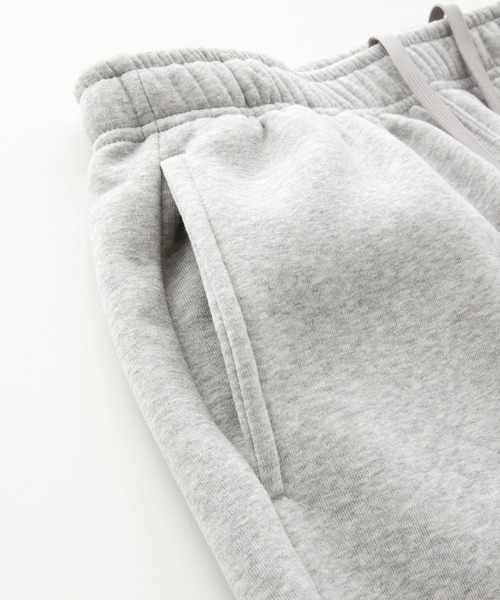 BARK MANHATTAN(バークマンハッタン)の「オーバーサイズイージースウェットパンツ(スウェットパンツ・メンズ・グレイッシュベージュ/オートミール・XL/M/L)」の4枚目の写真