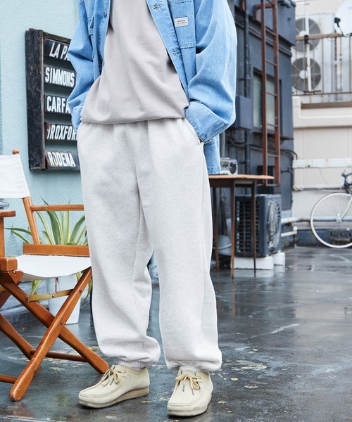 BARK MANHATTAN(バークマンハッタン)の「オーバーサイズイージースウェットパンツ(スウェットパンツ・メンズ・グレイッシュベージュ/オートミール・XL/M/L)」の15枚目の写真