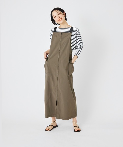 ever closet（エバークローゼット）の「はっ水 ジャンパースカート（ジャンパースカート・レディース・ブラック/カーキ・F）」の14枚目の写真