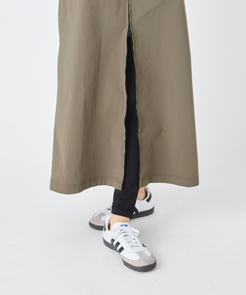 ever closet（エバークローゼット）の「はっ水 ジャンパースカート（ジャンパースカート・レディース・ブラック/カーキ・F）」の18枚目の写真