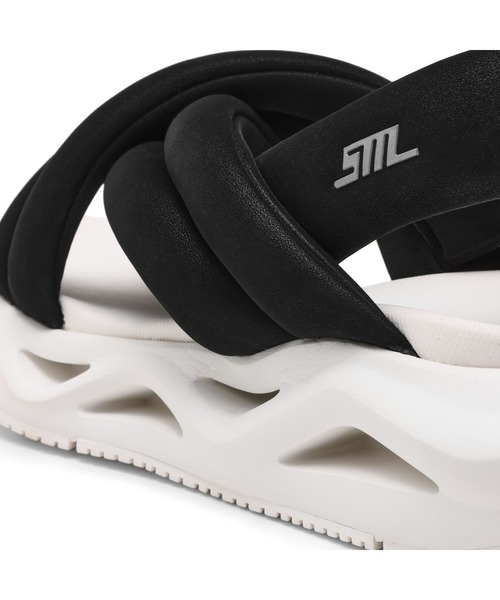 STEVE MADDEN（スティーブマデン）の「クロスパフィーボリュームサンダル/S.MADDEN HURDLE 2-VS（サンダル・レディース・ライム/ブラック×ホワイト/ブラック×ブラック・22.5cm/23.5cm/24.5cm/23.0cm/24.0cm/23.5-24）」の7枚目の写真