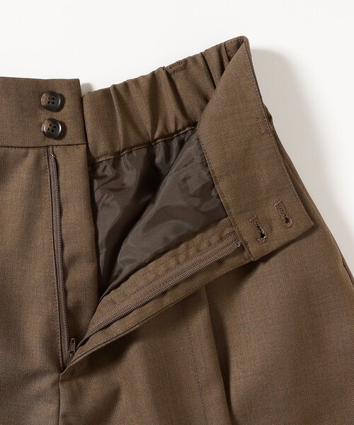 Ray BEAMS(レイビームス)の「1タック ショート パンツ(その他パンツ・レディース・ブラック/ダークブラウン・0/1)」の19枚目の写真