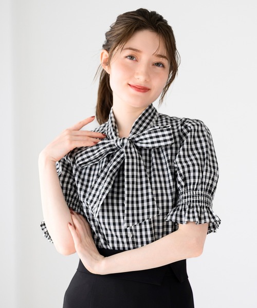 MISCH MASCH（ミッシュマッシュ）の「2025春夏新作 半袖ボウタイシャーリングブラウス（シャツ/ブラウス・レディース・ホワイト/ピンク/ブルー/ブラック×ホワイト・ﾌﾘ-）」の8枚目の写真