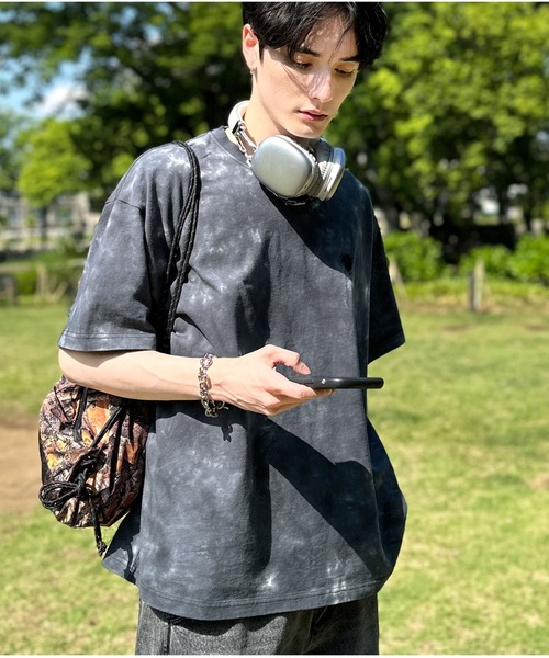 Classical Origin(クラシカルオリジン)の「【Classical Origin】「視線を独り占め。」タイダイ染め刺繍入りオーバーサイズTシャツ/Tie-Dye Embroidered Oversize T-Shirt(Tシャツ/カットソー・メンズ・ネイビー/オフホワイト/ブラック・LARGE/SMALL/MEDIUM)」の13枚目の写真
