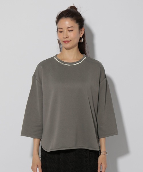 Elura（エルーラ）の「ミニ裏毛オフショルプルオーバー/321610（Tシャツ/カットソー・レディース・ライトベージュ/チャコールグレー/ホワイト・FREE）」の14枚目の写真