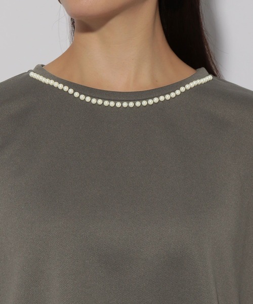 Elura（エルーラ）の「ミニ裏毛オフショルプルオーバー/321610（Tシャツ/カットソー・レディース・ライトベージュ/チャコールグレー/ホワイト・FREE）」の5枚目の写真