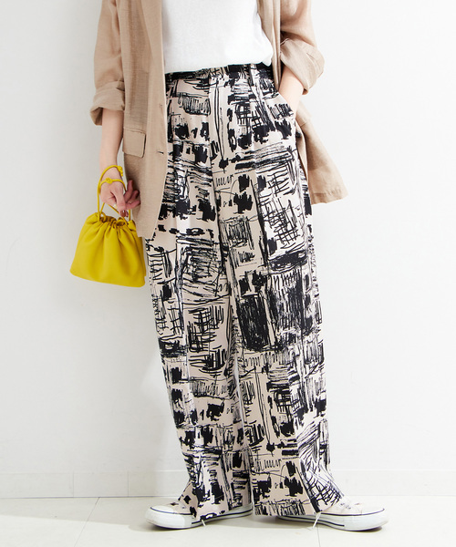 B.C STOCK（ベーセーストック）の「手洗い可 / アートプリントバックゴムトラウザー（その他パンツ・レディース・ブルー系その他/グリーン/ブラック・FREE）」の8枚目の写真