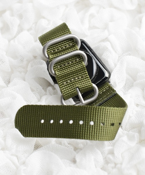 Fun & Daily（ファンアンドデイリー）の「Apple Watch Military Nylon Band（デジタル腕時計・メンズ・ブラック/ネイビー/ベージュ/アーミー/ブラック系その他/オレンジ/グレー・A/B）」の13枚目の写真