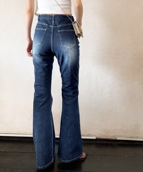 mily bilet（ミウィビレット）の「【mily bilet】脚、盛れすぎ注意！ポケットデザインストレッチフレアデニム（デニムパンツ・レディース・インディゴブルー/ブラック/ブルー・MEDIUM/SMALL/X-LARGE/LARGE）」の8枚目の写真