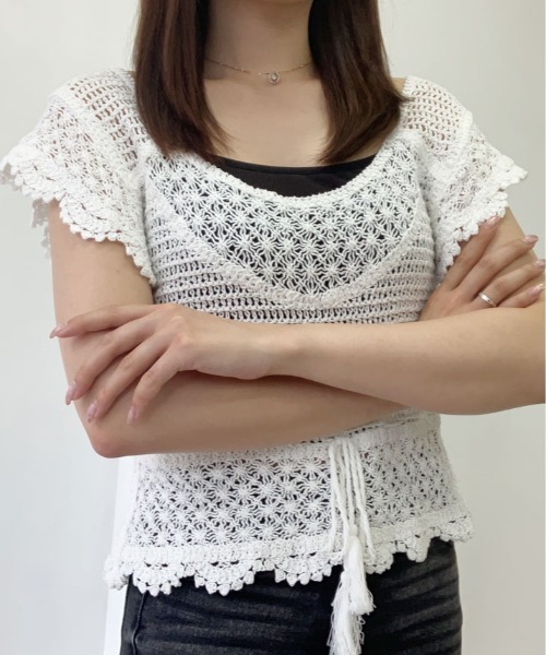 kirakiraShop（キラキラショップ）の「クロシェ 編み ニット トップス（ニット/セーター・レディース・ホワイト/ベージュ・FREE）」の4枚目の写真