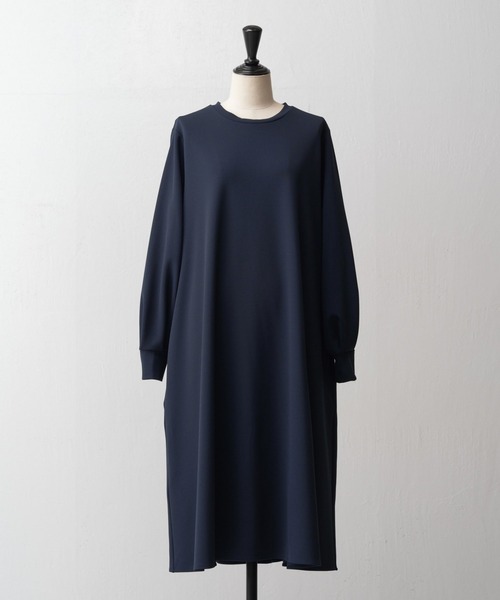 【美品】ビアズリー　LIVETART Tワンピース　黒 Tワンピース（ワンピース）｜LIVETART（リヴェタート）の