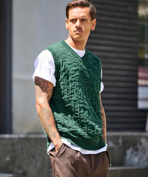 THEOREM（セオレム）の「mcg3647-Layer of Leopard VN Vest レオパードニットベスト（ベスト・メンズ・グレー/グリーン/ブラック・M/L/XL）」の16枚目の写真