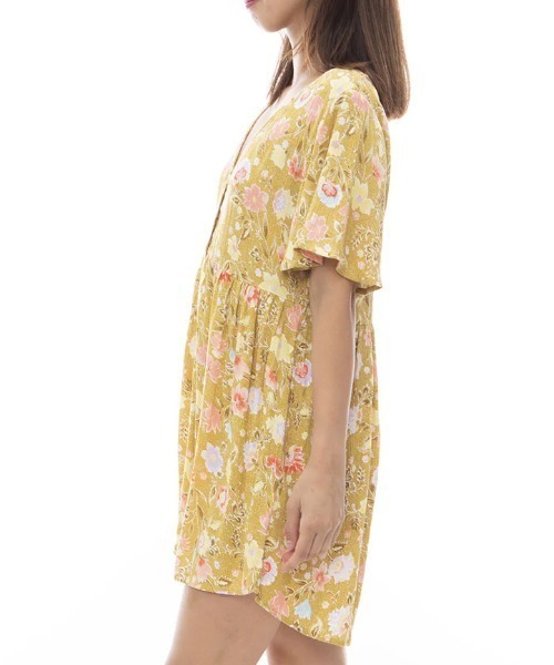 BILLABONG（ビラボン）の「【BILLABONG/ビラボン】24SS SPRING DAZE/レトロフラワー花柄とろみワンピース（ワンピース・レディース・イエロー系その他・SMALL）」の7枚目の写真