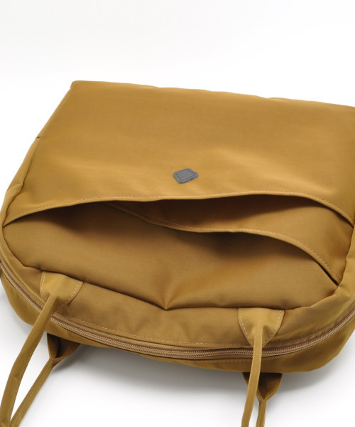 CLEDRAN(クレドラン)の「【A4/PCにも対応】CL3860 CHEVA POCKET BOSTON(ボストンバッグ・レディース・ブラック/ライトグレー/マスタード・FREE)」の8枚目の写真