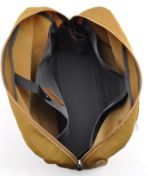 CLEDRAN(クレドラン)の「【A4/PCにも対応】CL3860 CHEVA POCKET BOSTON(ボストンバッグ・レディース・ブラック/ライトグレー/マスタード・FREE)」の11枚目の写真