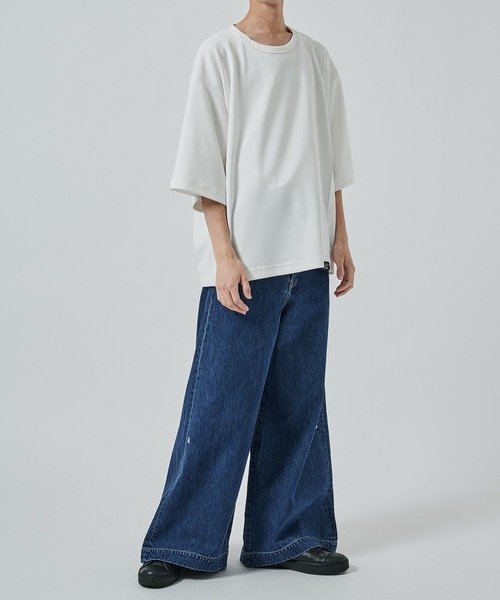 SHAREEF(シャリーフ)の「【SHAREEF】OVERSIZED TEE(Tシャツ/カットソー・メンズ・ホワイト/ブラック・2/1)」の5枚目の写真