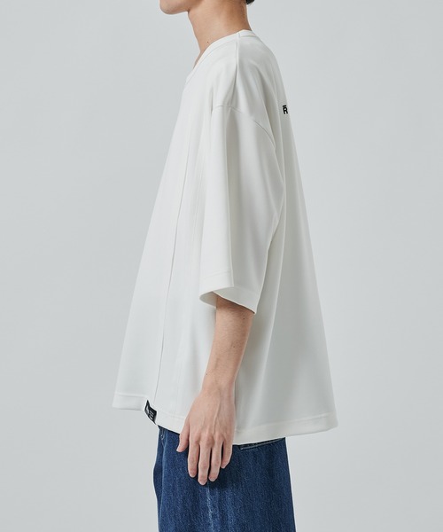 SHAREEF(シャリーフ)の「【SHAREEF】OVERSIZED TEE(Tシャツ/カットソー・メンズ・ホワイト/ブラック・2/1)」の8枚目の写真