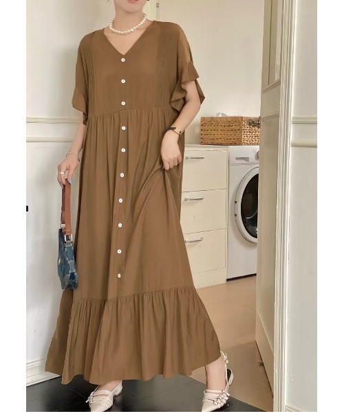 FAVORITO(ファヴォリート)の「Vネックシングルブレストポケット付きワンピース(ワンピース・レディース・ベージュ/レッド/グリーン/ブラウン/ブルー/ブラック・F)」の3枚目の写真