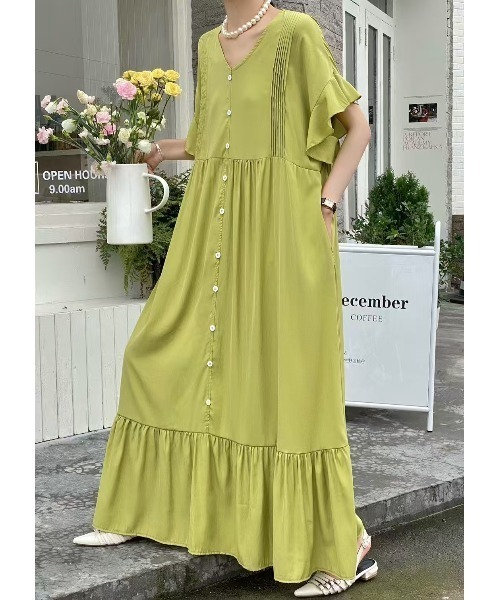 FAVORITO(ファヴォリート)の「Vネックシングルブレストポケット付きワンピース(ワンピース・レディース・ベージュ/レッド/グリーン/ブラウン/ブルー/ブラック・F)」の5枚目の写真
