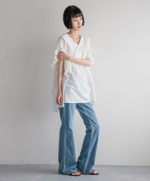 LOWRYS FARM（ローリーズファーム）の「デニムフレアパンツ　 498676（デニムパンツ・レディース・ブルー/ブラック/ネイビー・MEDIUM/LARGE）」の6枚目の写真