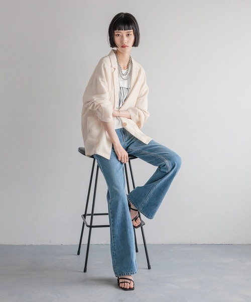 LOWRYS FARM（ローリーズファーム）の「デニムフレアパンツ　 498676（デニムパンツ・レディース・ブルー/ブラック/ネイビー・MEDIUM/LARGE）」の8枚目の写真