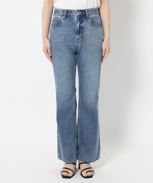 LOWRYS FARM（ローリーズファーム）の「デニムフレアパンツ　 498676（デニムパンツ・レディース・ブルー/ブラック/ネイビー・MEDIUM/LARGE）」の15枚目の写真