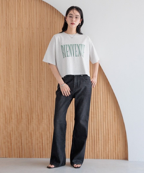 LOWRYS FARM（ローリーズファーム）の「デニムフレアパンツ　 498676（デニムパンツ・レディース・ブルー/ブラック/ネイビー・MEDIUM/LARGE）」の16枚目の写真