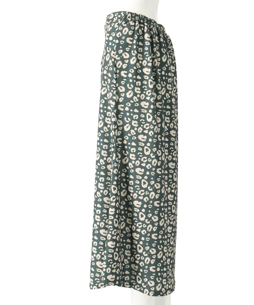 anap mimpi（アナップミンピ）の「レオパード柄 セミフレア ロング スカート（スカート・レディース・ベージュ/ダークグレー/ブルー・FREE）」の10枚目の写真