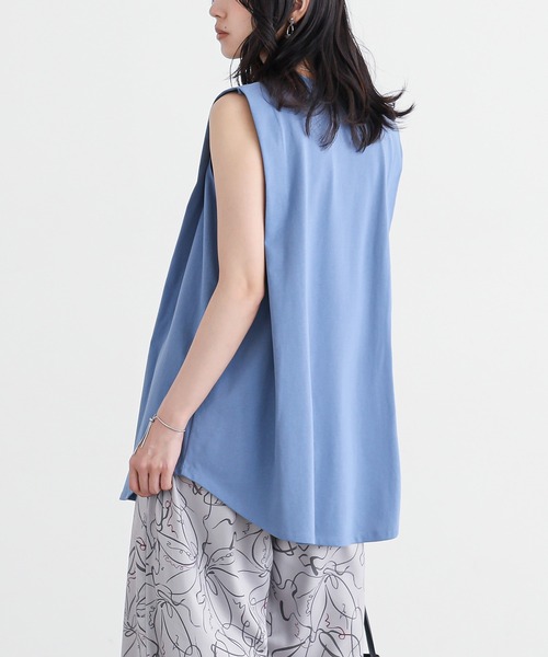 n'OrLABEL(ノアールレーベル)の「【接触冷感・遮熱効果】肩タックノースリーブカットソー(Tシャツ/カットソー・レディース・イエロー/ライトグレー/ブルー/ブラック・2/1)」の13枚目の写真