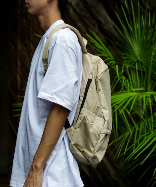 Healthknit(ヘルスニット)の「【Healthknit/ヘルスニット】撥水ナイロン11pocketsリュック HKB-1156B(バックパック/リュック・メンズ・ブラック/ベージュ/ネイビー/ブラウン/グレー・FREE)」の11枚目の写真