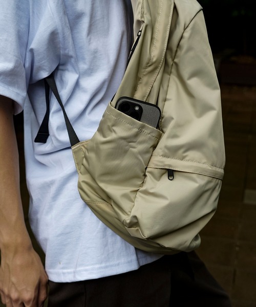 Healthknit(ヘルスニット)の「【Healthknit/ヘルスニット】撥水ナイロン11pocketsリュック HKB-1156B(バックパック/リュック・メンズ・ブラック/ベージュ/ネイビー/ブラウン/グレー・FREE)」の18枚目の写真