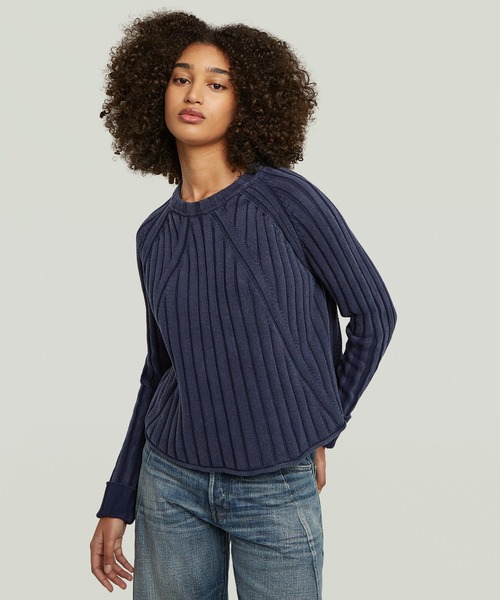 G-STAR（ジースター）の「WASHED LOOSE KNIT/ウォッシュ加工オーバーサイズルーズニットセーター（ニット/セーター・レディース・ブルー系その他/ベージュ系その他・SMALL/X-SMALL/MEDIUM）」の2枚目の写真