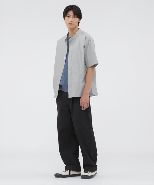 MHL.（エムエイチエル）の「LIGHT WASHED COTTON POPLIN SHIRT（シャツ/ブラウス・メンズ・ネイビー系1/ホワイト系その他5・SMALL/LARGE/MEDIUM）」の3枚目の写真