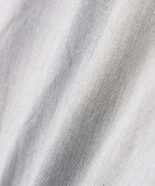 MHL.（エムエイチエル）の「LIGHT WASHED COTTON POPLIN SHIRT（シャツ/ブラウス・メンズ・ネイビー系1/ホワイト系その他5・SMALL/LARGE/MEDIUM）」の7枚目の写真