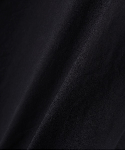 MHL.（エムエイチエル）の「LIGHT WASHED COTTON POPLIN SHIRT（シャツ/ブラウス・メンズ・ネイビー系1/ホワイト系その他5・SMALL/LARGE/MEDIUM）」の10枚目の写真