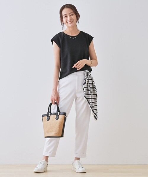 INDIVI（インディヴィ）の「【2点セット／着回し◎】ノースリーブ＆ティアードスカート カセット服（ワンピース・レディース・オリーブ系3/ブラック系4/ブルーグリーン・40/38/36/19/15 /13/05）」の15枚目の写真