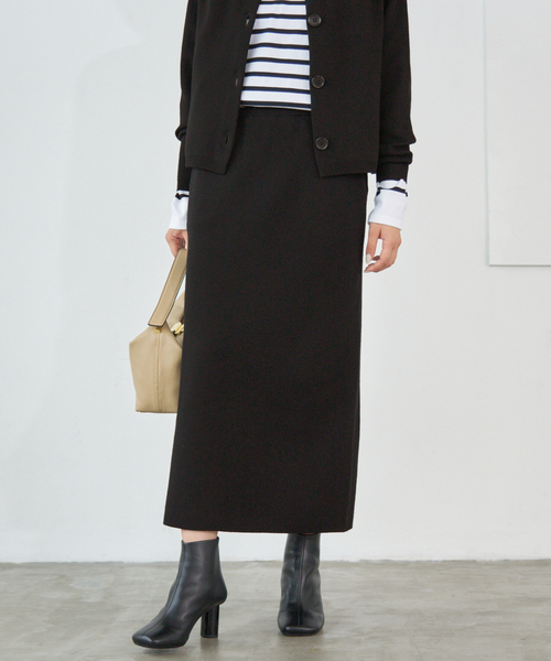 2025今期IENAイエナ☆WEB限定スーパーファインスムースニットスカートF黒 WEB限定追加》スーパーファインスムースニットスカート（スカート