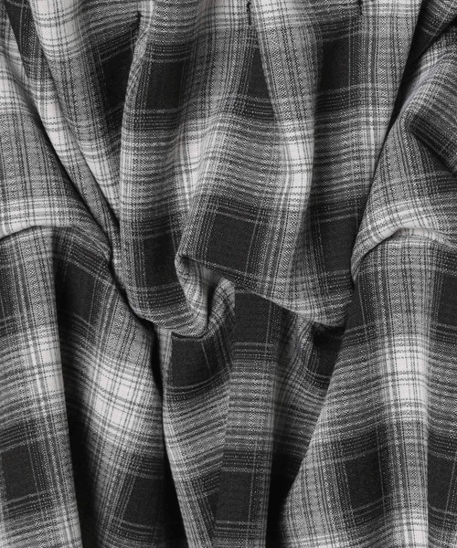 BAYFLOW（ベイフロー）の「[レイヤードスタイルに]チェックビスチェ（その他トップス・レディース・ライトブラウン/ネイビー/ブラック・FREE）」の19枚目の写真