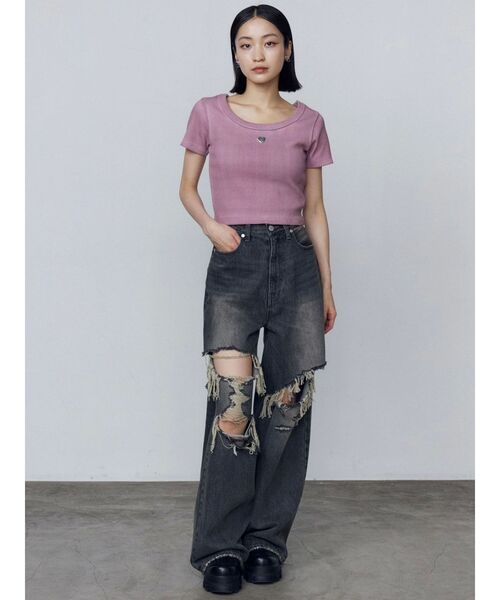 EMODA（エモダ）の「スプレープリントコンパクトTシャツ（Tシャツ/カットソー・レディース・ブラウン/ピンク/ブラック/ホワイト・FREE）」の14枚目の写真