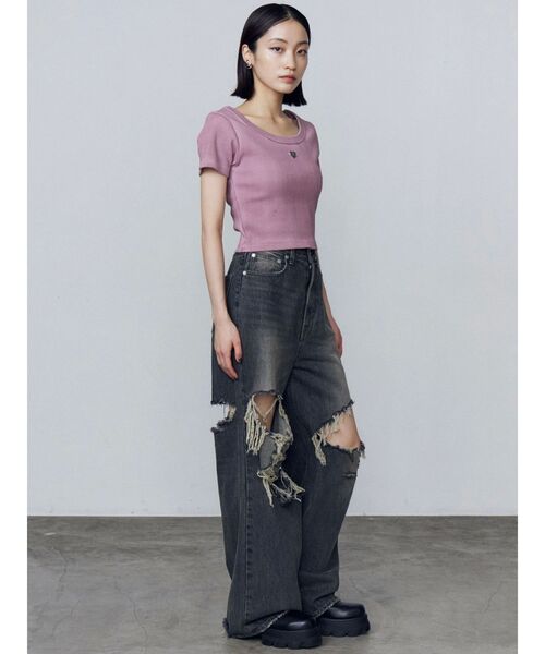 EMODA（エモダ）の「スプレープリントコンパクトTシャツ（Tシャツ/カットソー・レディース・ブラウン/ピンク/ブラック/ホワイト・FREE）」の15枚目の写真