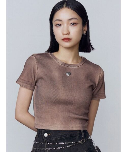 EMODA（エモダ）の「スプレープリントコンパクトTシャツ（Tシャツ/カットソー・レディース・ブラウン/ピンク/ブラック/ホワイト・FREE）」の22枚目の写真